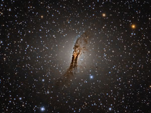 NGC 5128 - Centaurus A (detalles del núcleo)