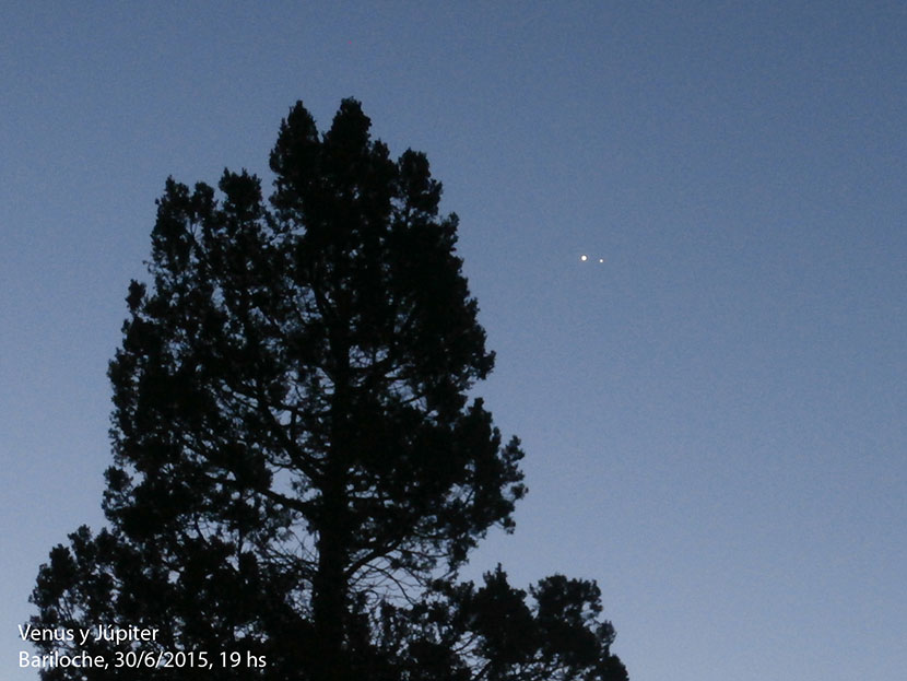 Conjuncion Venus J&uacute;piter 2015