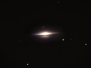 M 104 :: Sur Astron�mico