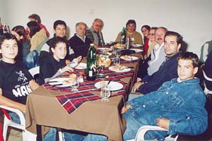 Almuerzo - Mesa 2 :: Sur Astron�mico